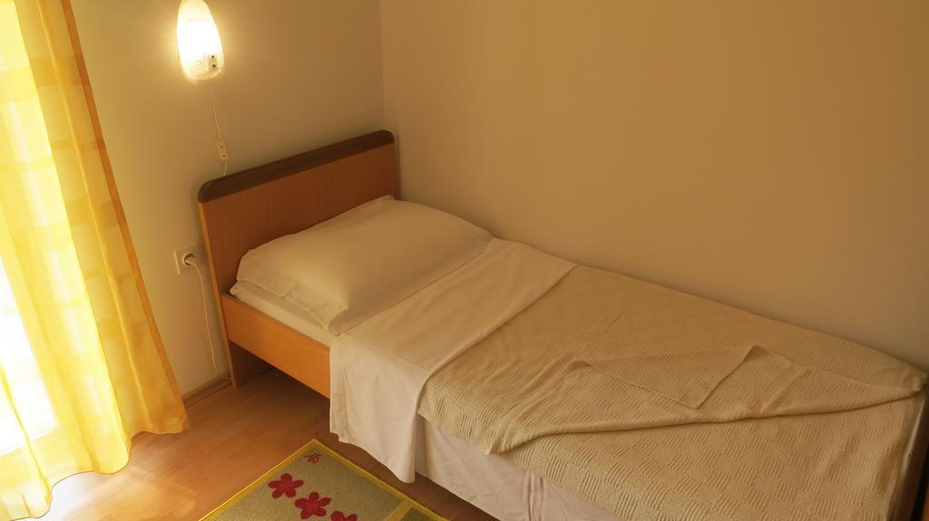 Apartment Josipa Malinska Esterno foto