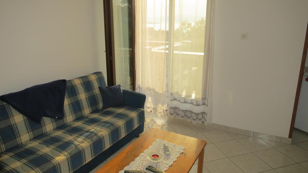 Apartment Josipa Malinska Esterno foto