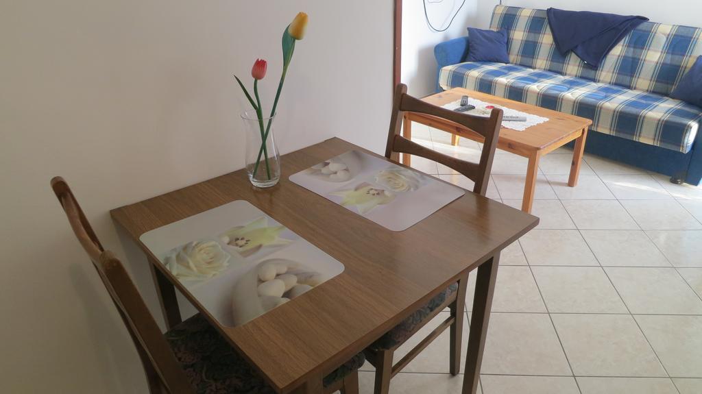 Apartment Josipa Malinska Esterno foto